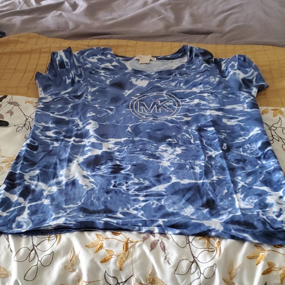 EUC short sleeve t shirt